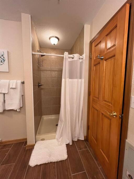 Apartment Summit 204d At *